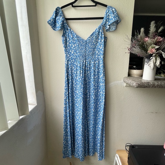 Reformation Baxley Dress in Marie - Picture 4 of 7